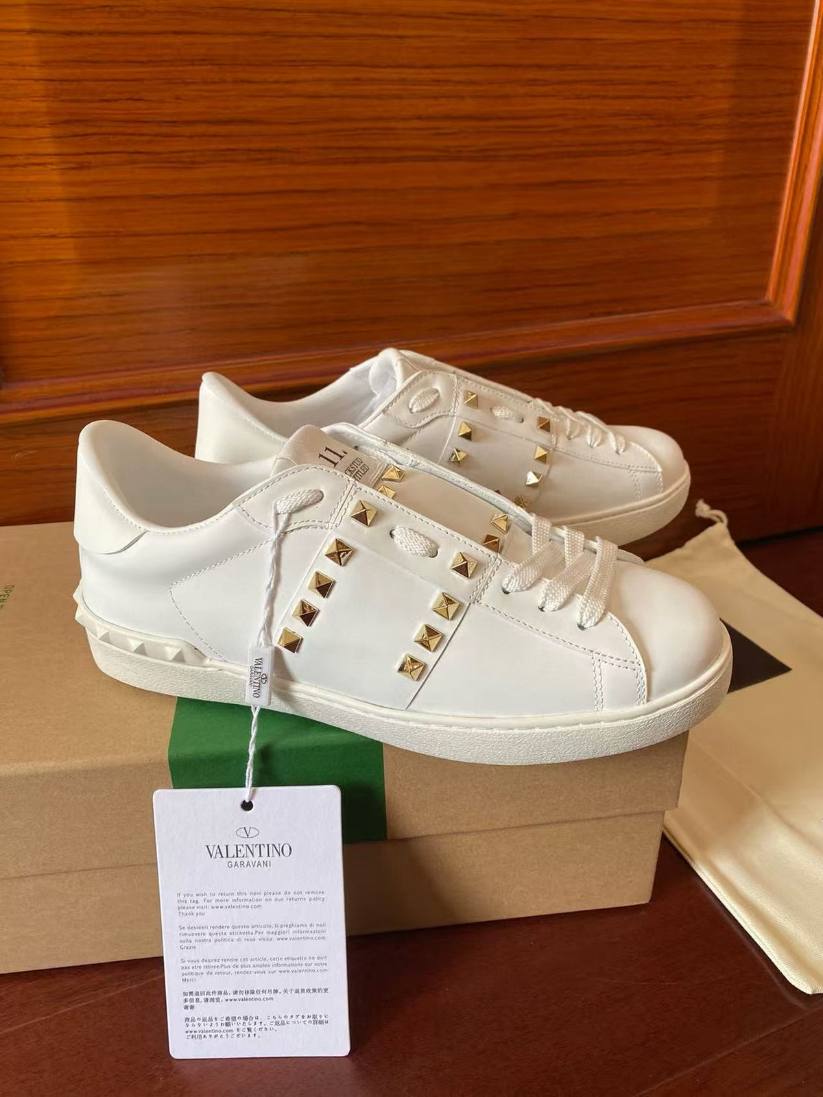 Valen Garavani Rockstud Untitled Flap Sneaker White Calfskin