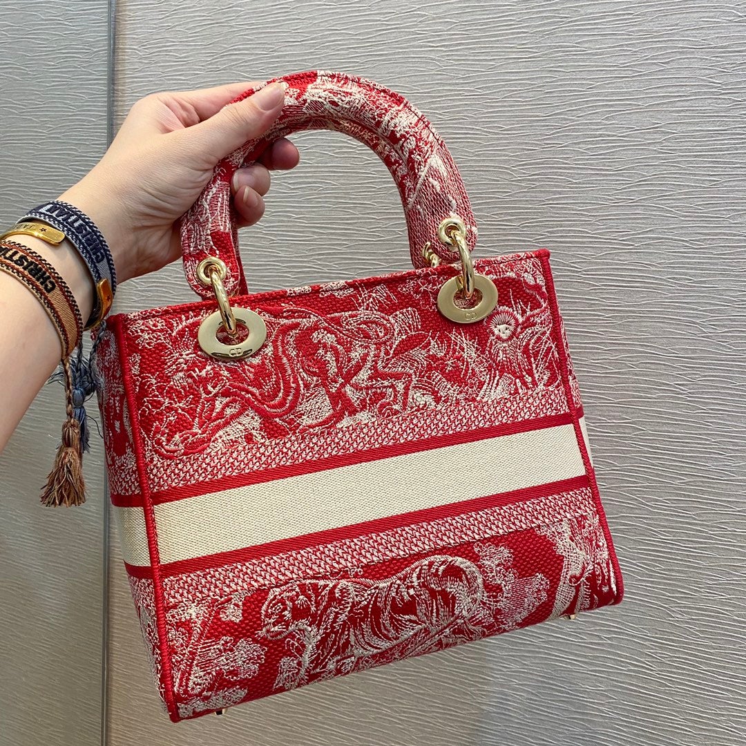 MEDIUM LADY D-LITE 24 RED MULTI COLOR EMBROIDERY