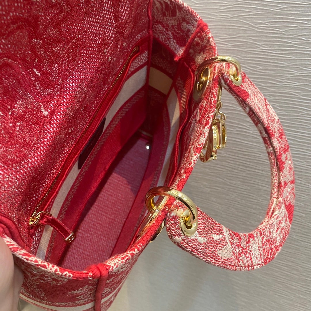 MEDIUM LADY D-LITE 24 RED MULTI COLOR EMBROIDERY
