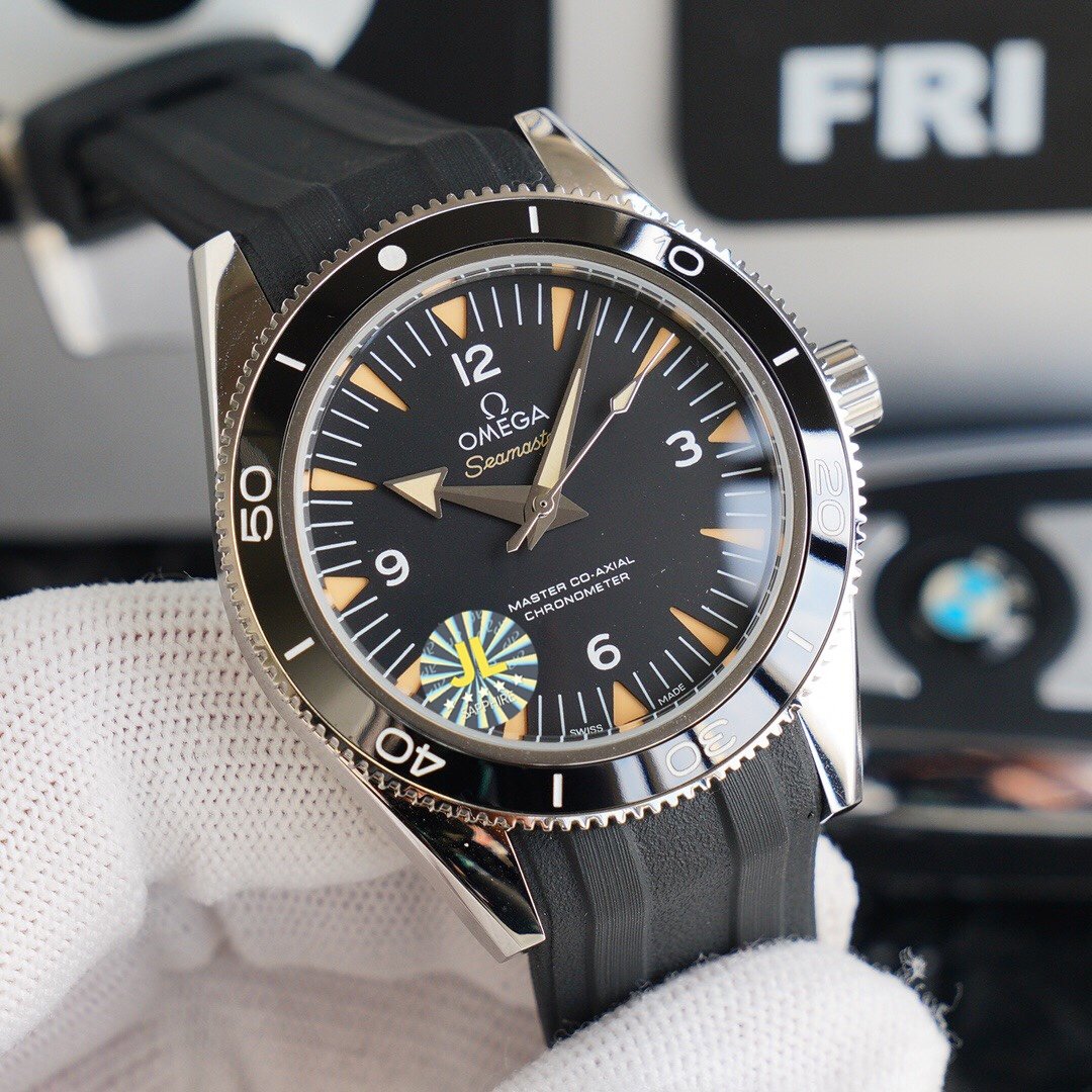 SEAMASTER 300M CO-AXIAL RUBBER