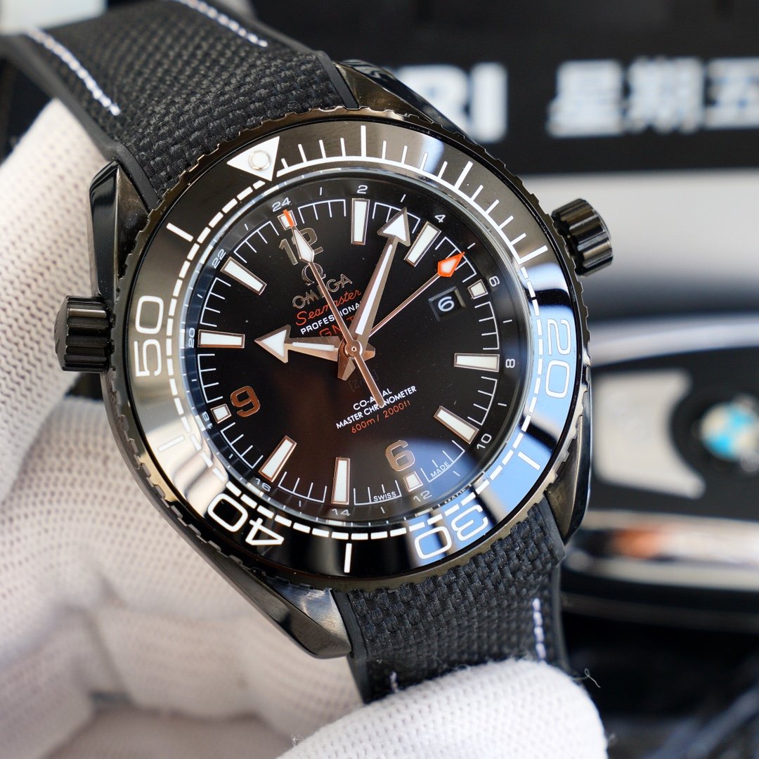 SEAMASTER PLANET OCEAN 600 GMT BLACK CASE