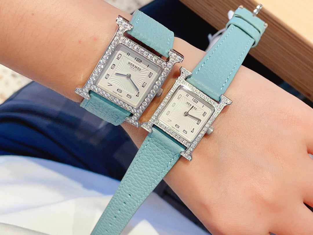 HM HEURE H 26 SILVER WHITE DIAL EPSOM LEATHER EPSOM LEATHER