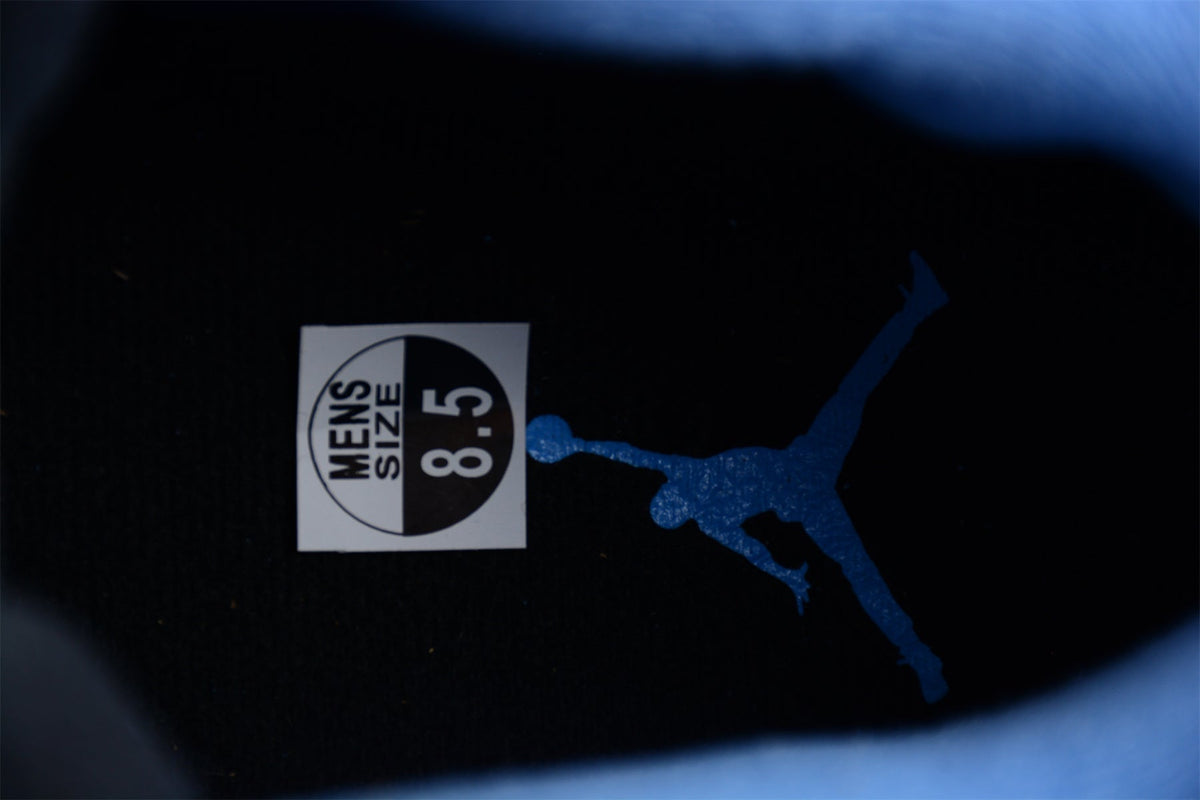 AJ 4 RETRO UNIVERSITY BLUE