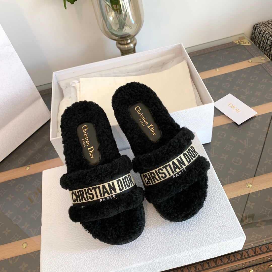 CD Dway Slide Black Wool Fleece Lining And Canvas Fabric