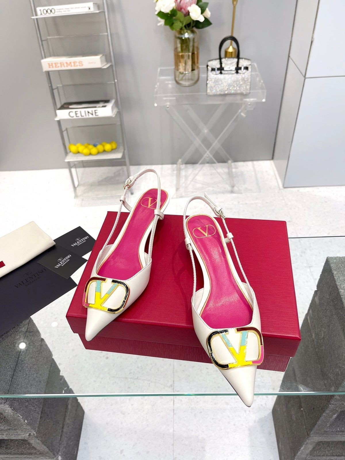 VT Vlogo Signature Pink White Slingback Sheepskin 342236