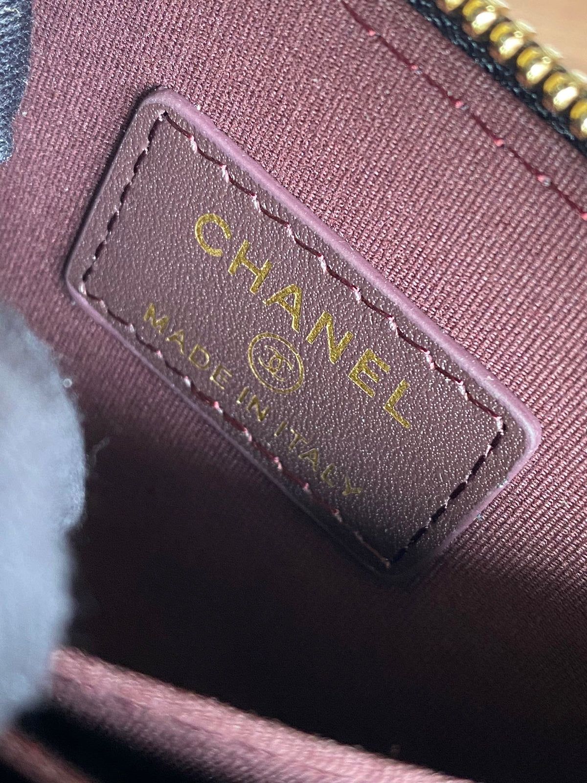 cc zipped wallet 7.5cm black caviar gold hardware