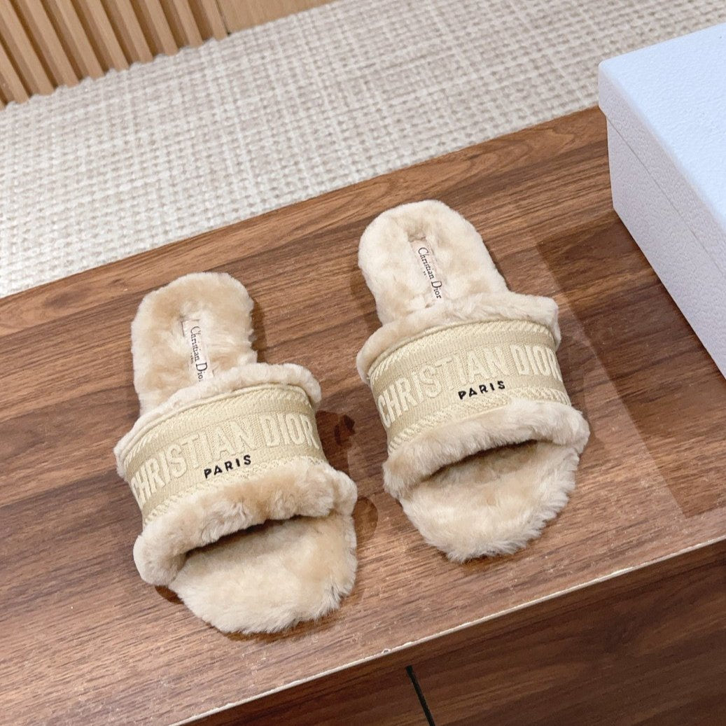 CD Dway Slide Beige Fleece Lining And Canvas Fabric
