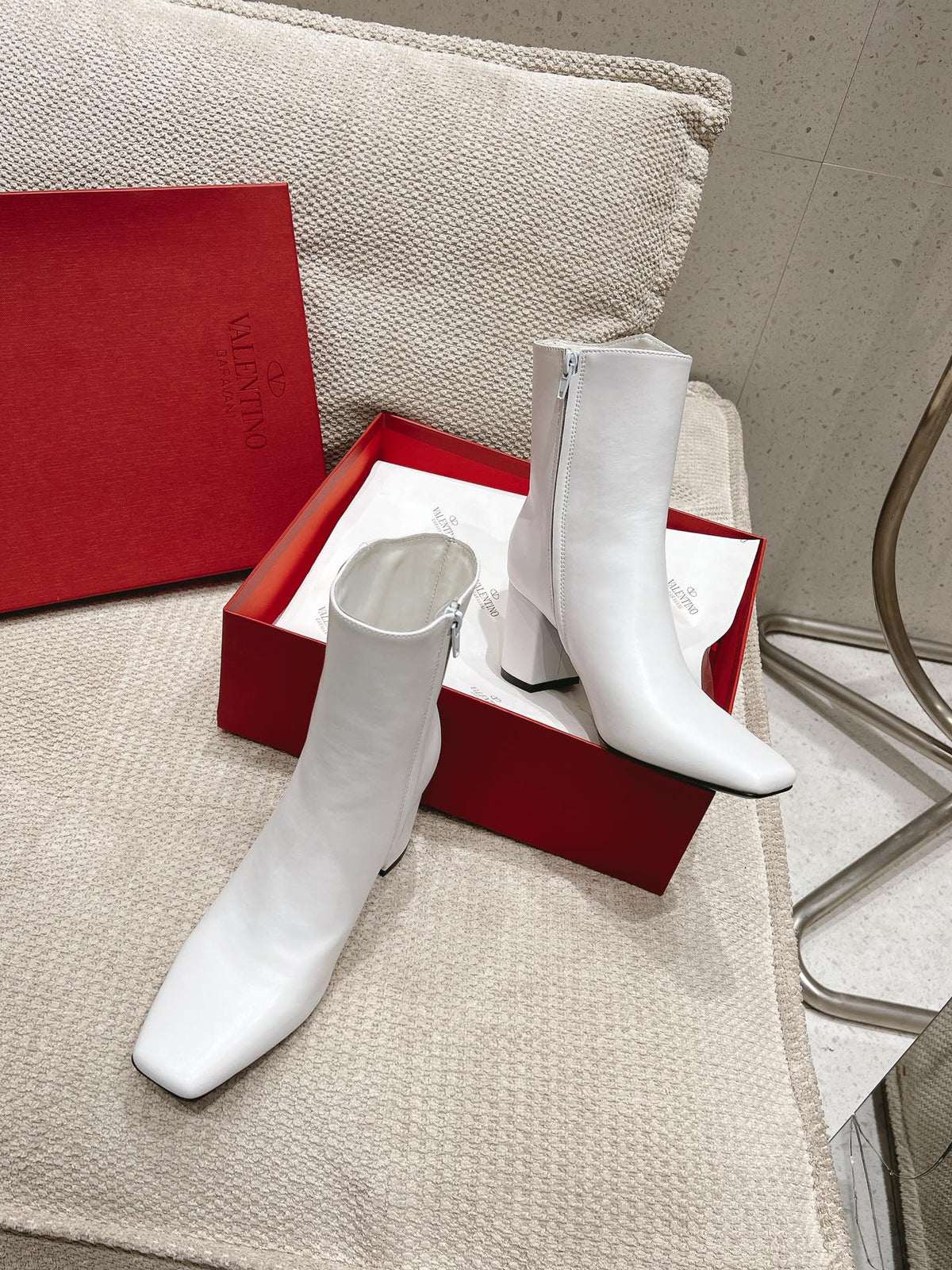VLOGO THE BOLD EDITION ANKLE BOOT IN WHITE CALFSKIN 70MM