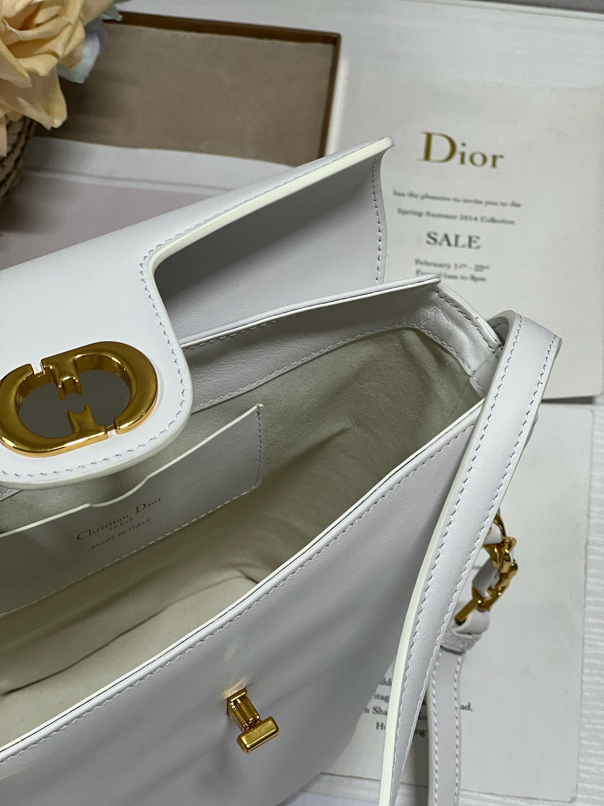 CD Montaigne Large Chain Bucket Bag White Calfskin 336797