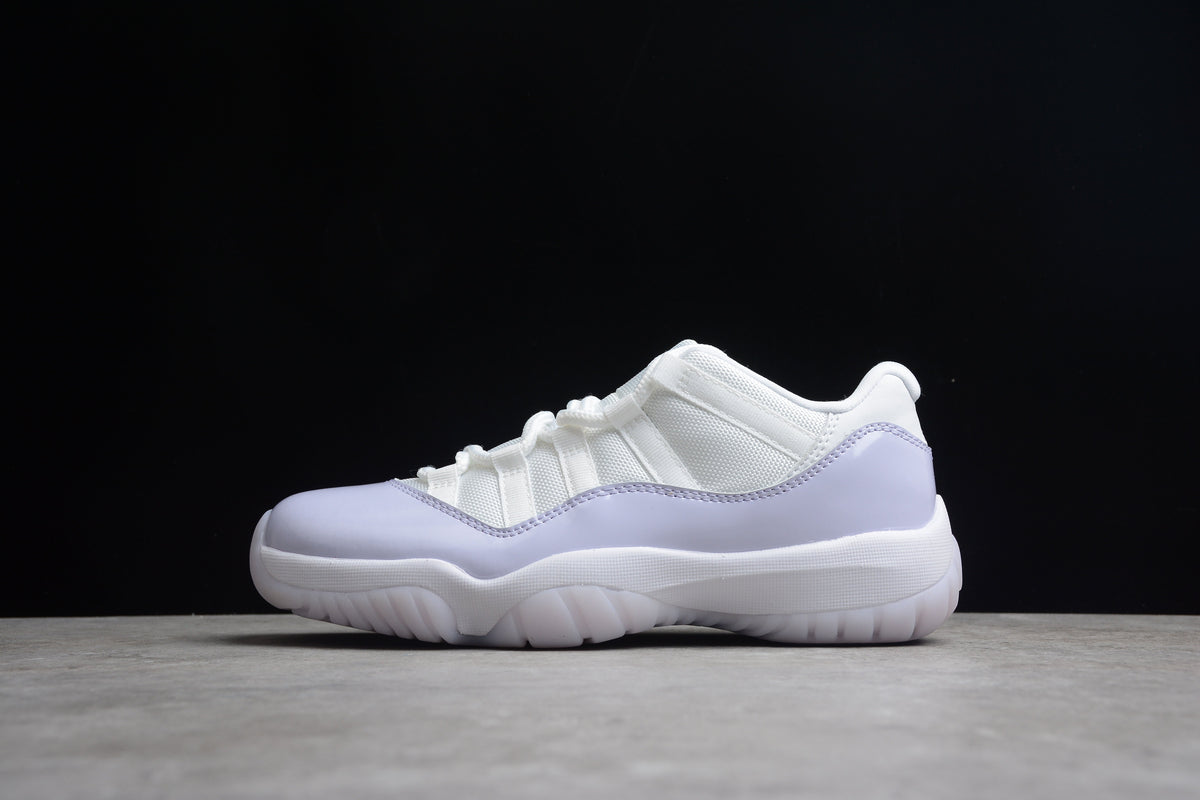 Air Jordan 11 Low Pure Violet