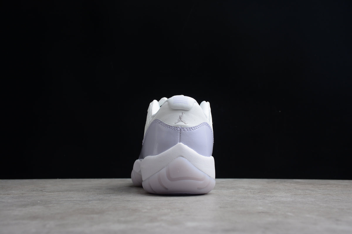 Air Jordan 11 Low Pure Violet
