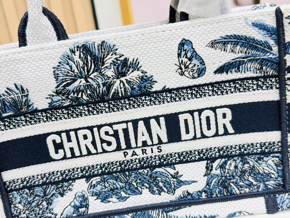 Dior Book Tote 21 cm Blue White Canvas