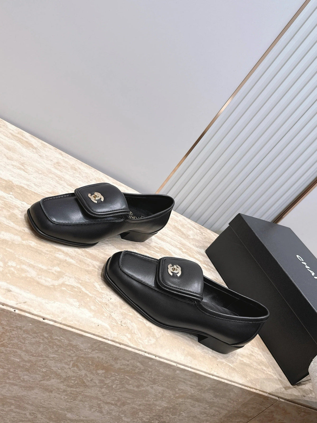 Channel 2026 Loafer 35mm Suede Calfskin 899062