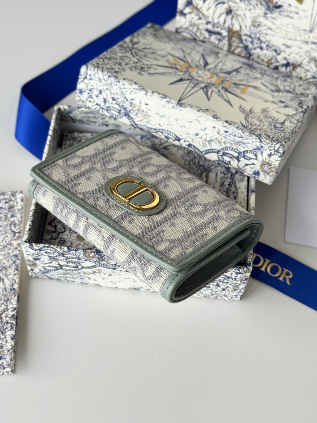 CD 30 Montaigne Glycine Wallet 11cm Grayish Jacquard