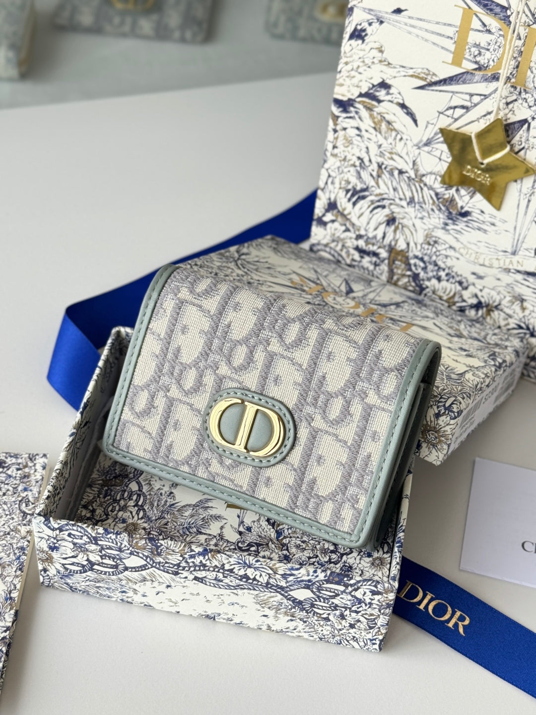 CD 30 Montaigne Glycine Wallet 11cm Grayish Jacquard