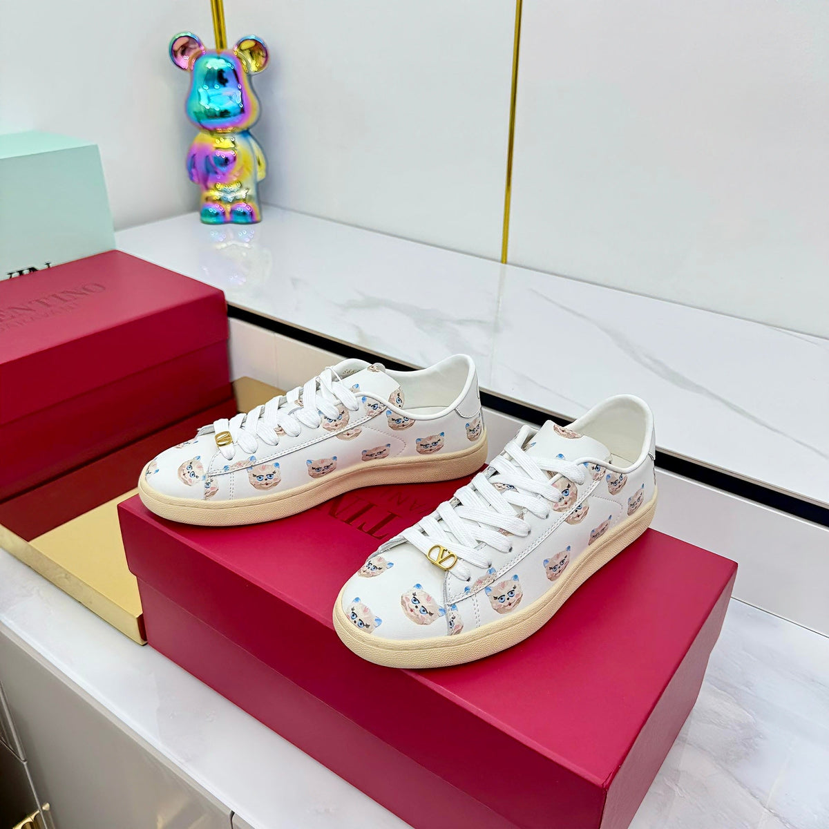 VT 25 Royco Sticker Sneaker White Cowhide 331393