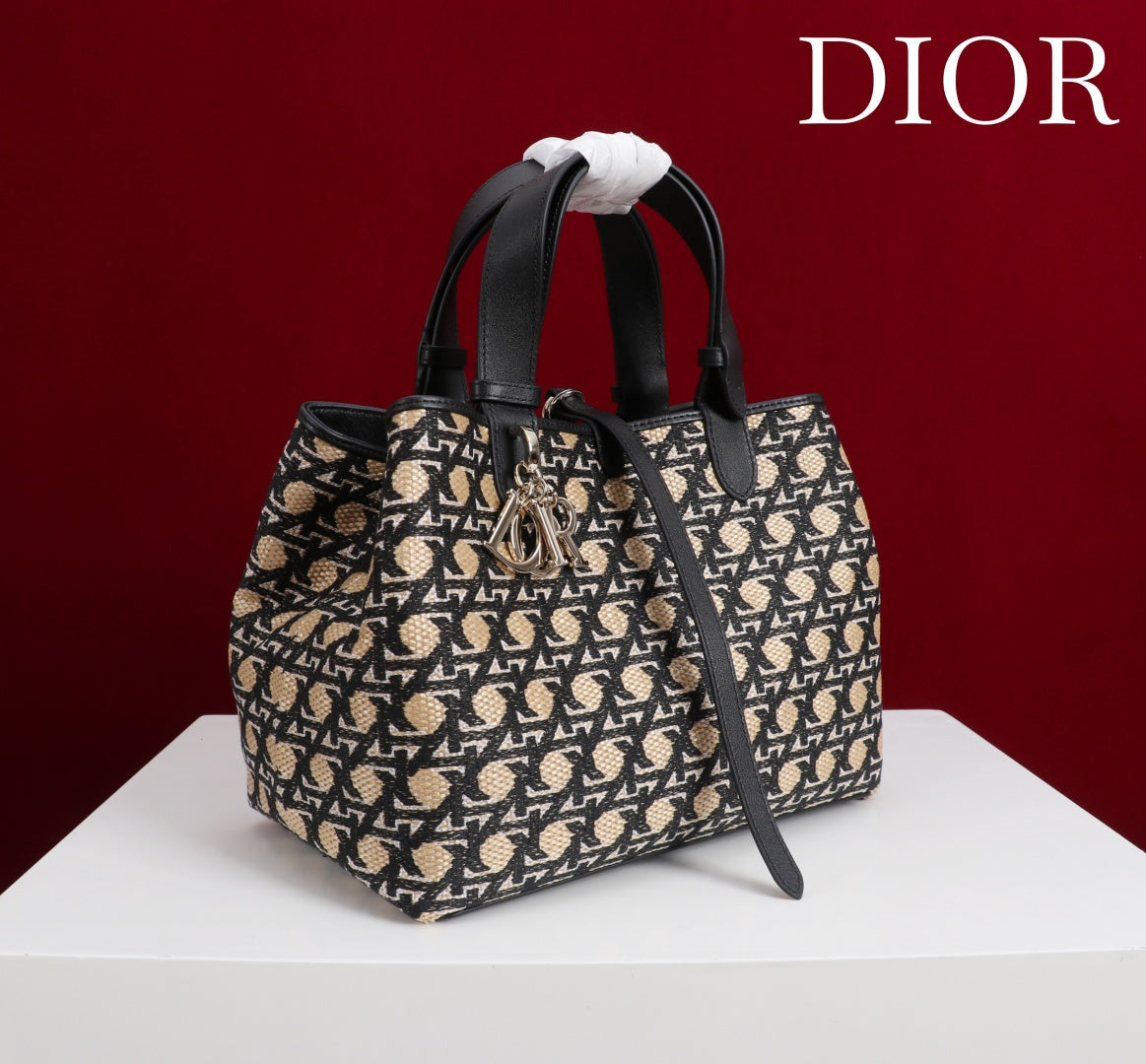 CD Toujours Bag 29 Diamond Black Beige Leather