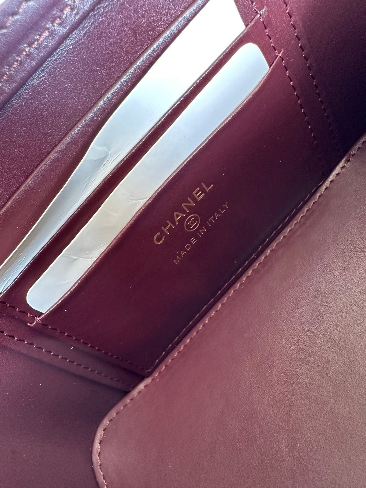 Chanel 2025 Vanity 17cm Bag Burgundy Caviar Leather 320301