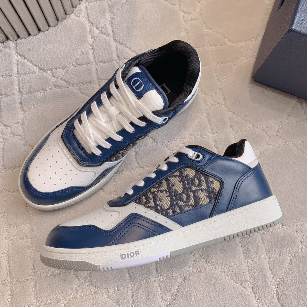 CD B27 Low-Top Sneaker White Blue Print Calfskin And Oblique Jacquard Fabric