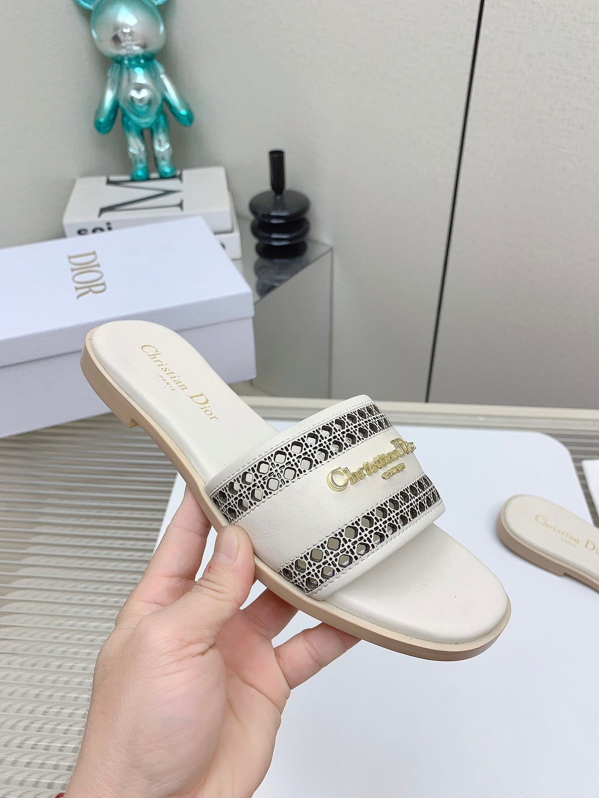 CD D-Lane Slide In White Cowhide 106277