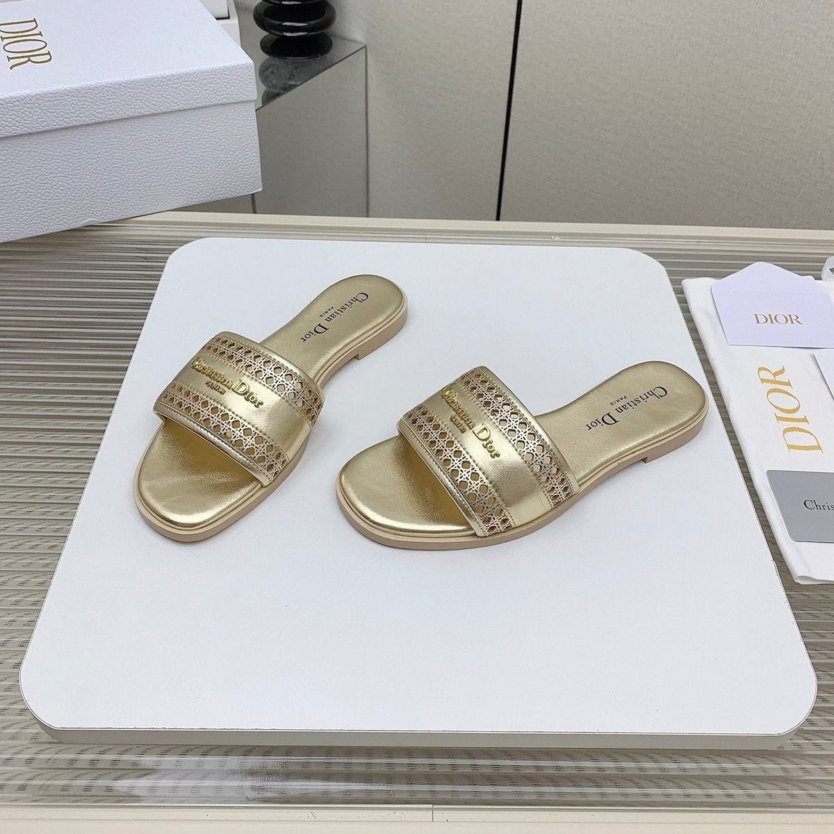 CD D-Lane Slide In Light Gold Cowhide 106285