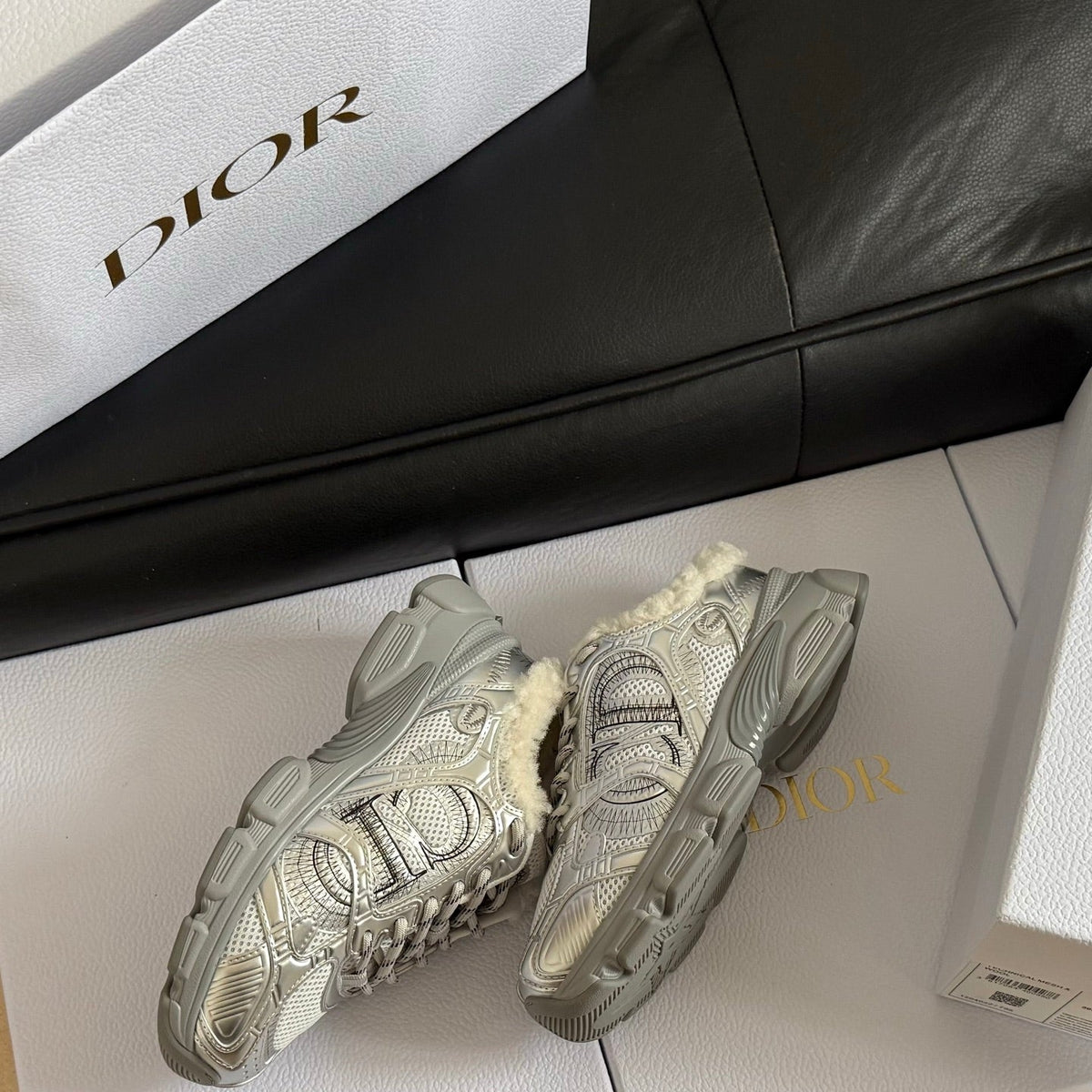 Dior 25 Chrono Sneakers Silver Cream Mesh Calfskin 531392