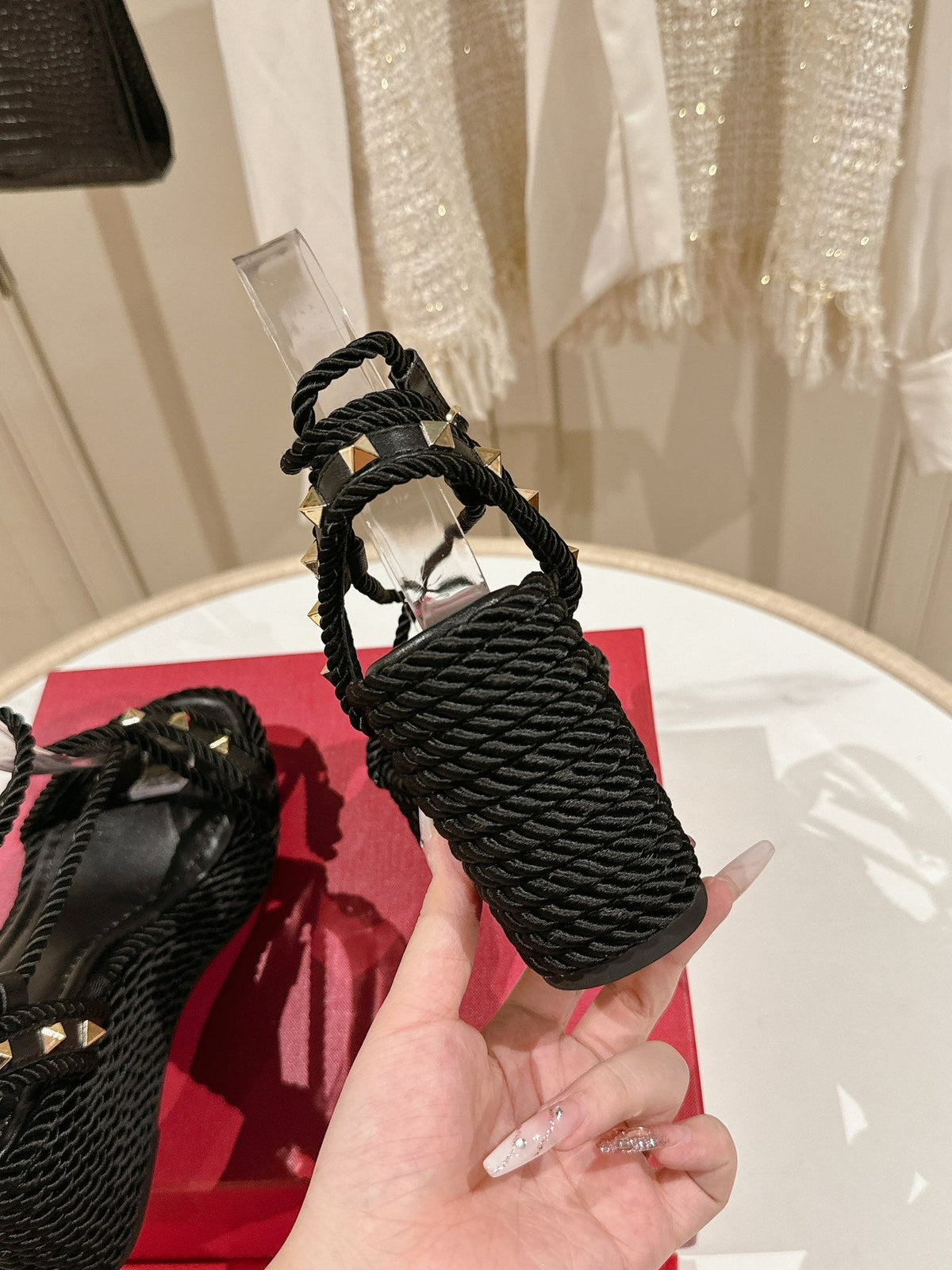 Rockstud Flatform Sandal 10mm In Black Calfskin And Nylon Rope 829393