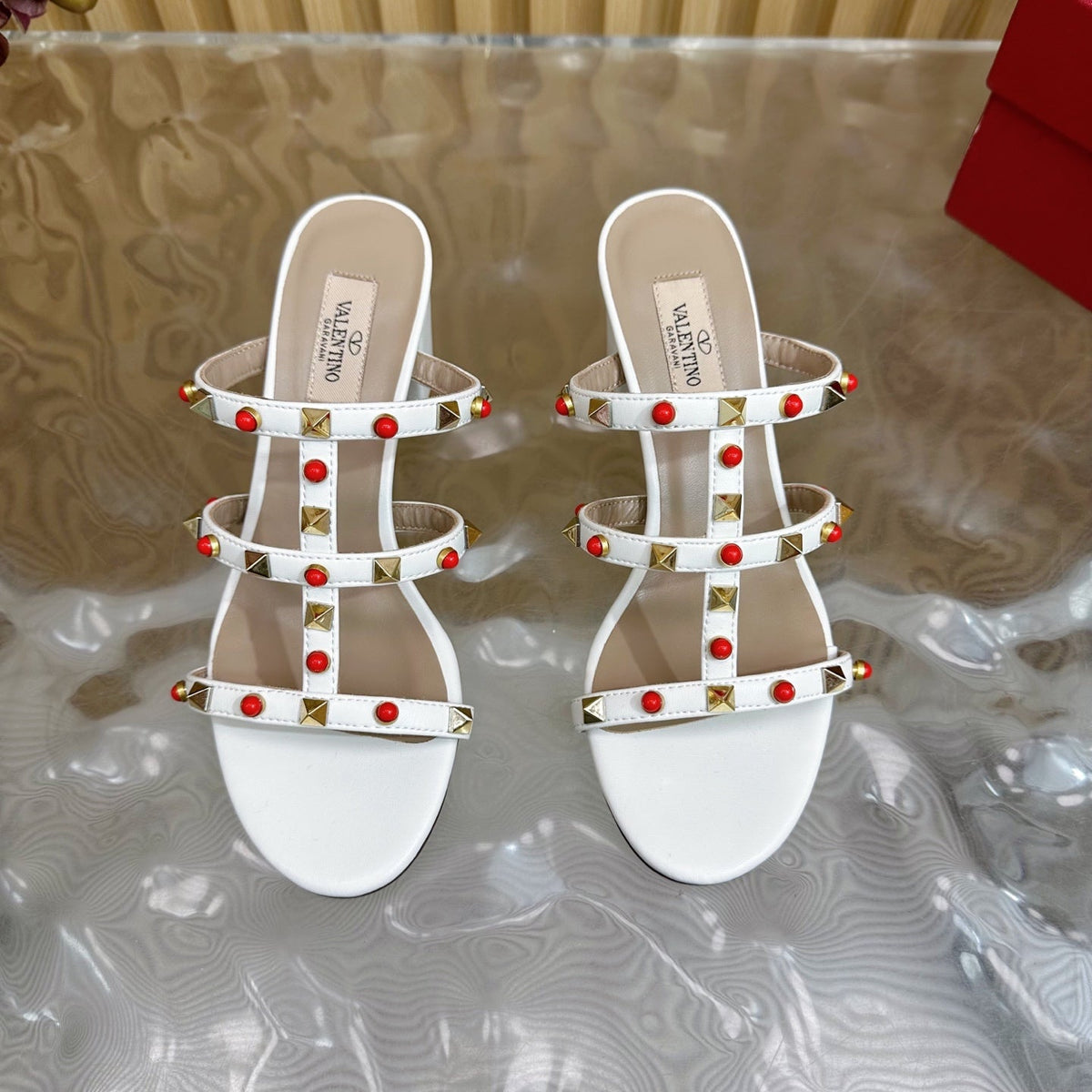 Rockstud Leather Caged Mule Sandals 60mm White Sheepskin 307863