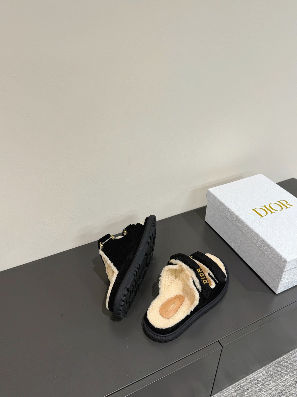 Dioract Slide In Black Suede And Wool Fleece Lining 109875
