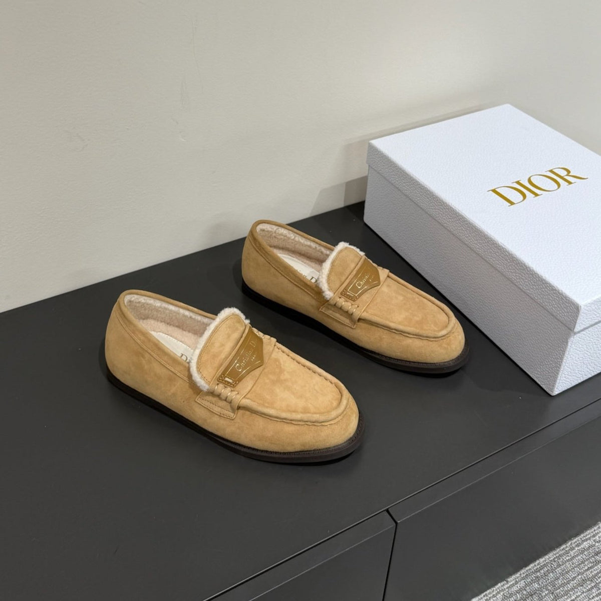 CD Loafers In Beige Brown Suede And Fleece Lining 109295