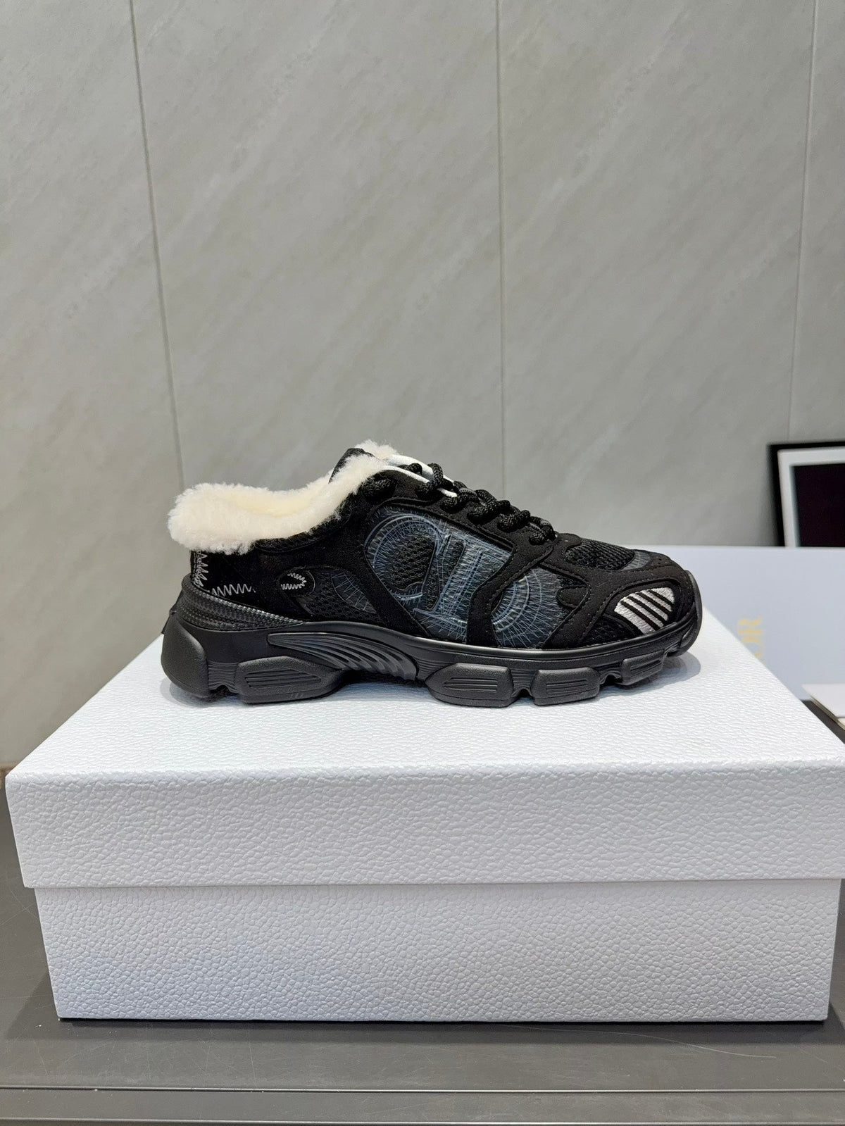 CD platform casual sneaker black wool suede mesh 539678