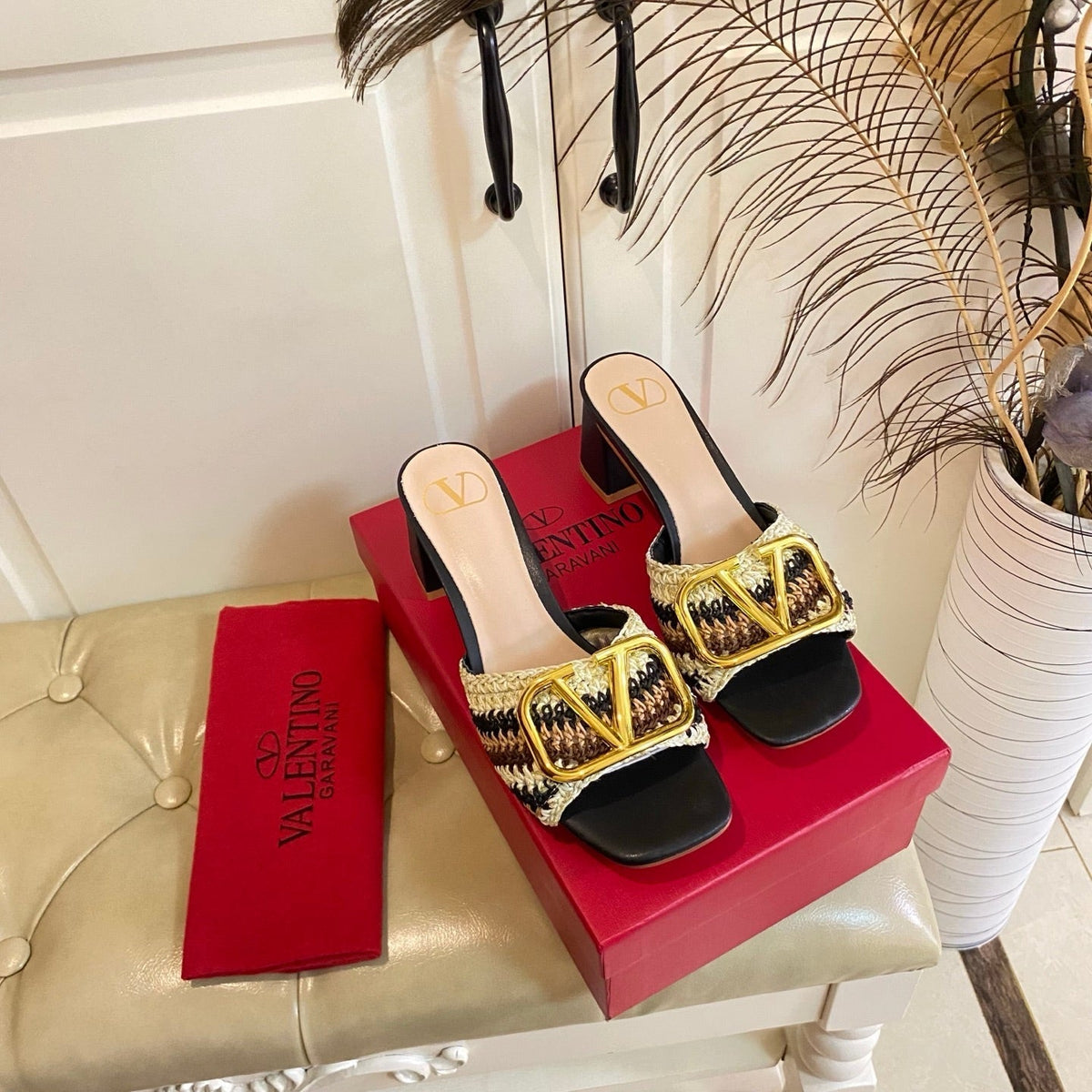 Vlogo Signature Slide Sandal 60mm With Crochet Embroidery