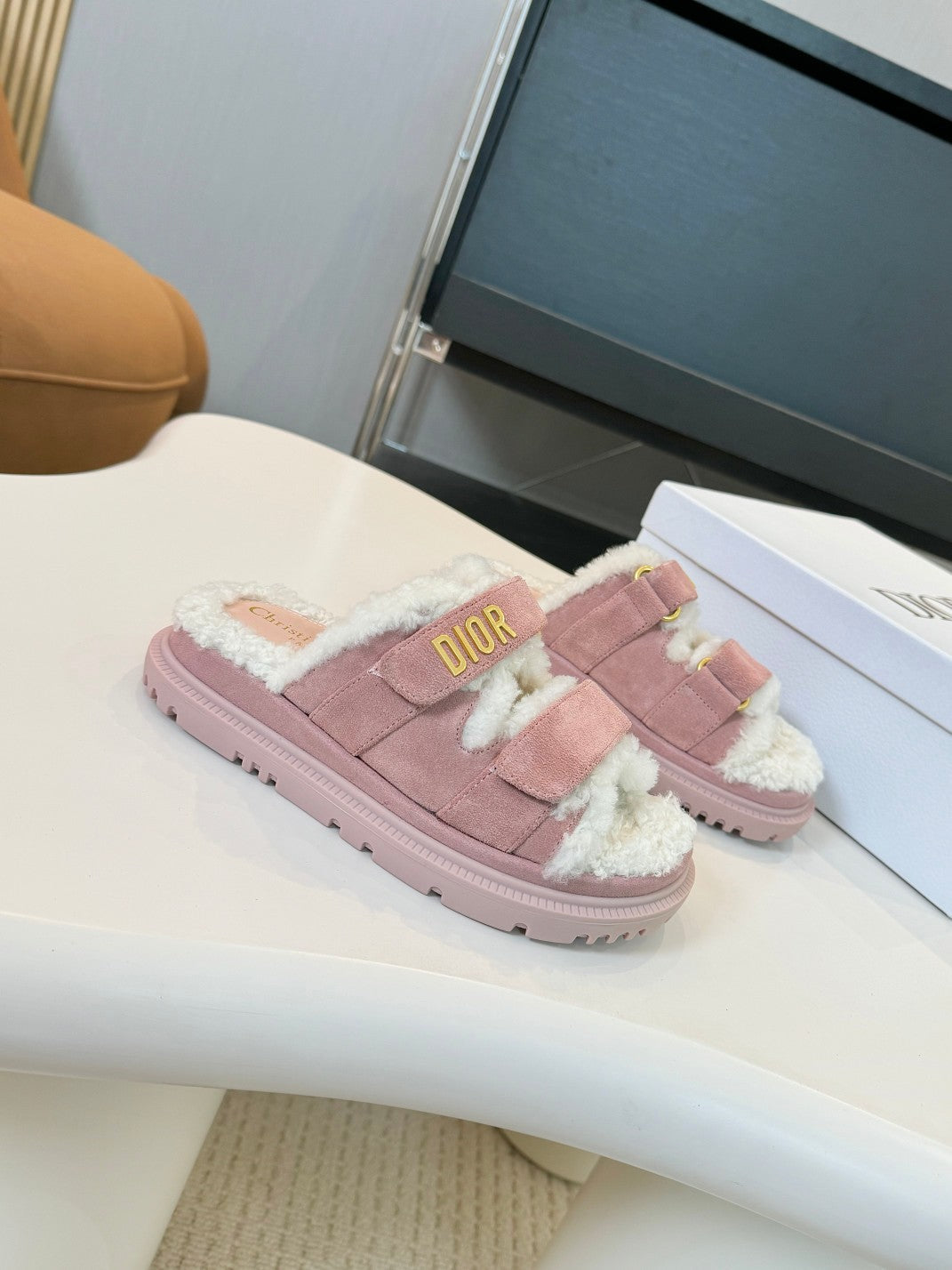 CD Dioract Slide Pink Suede And Fleece Lining