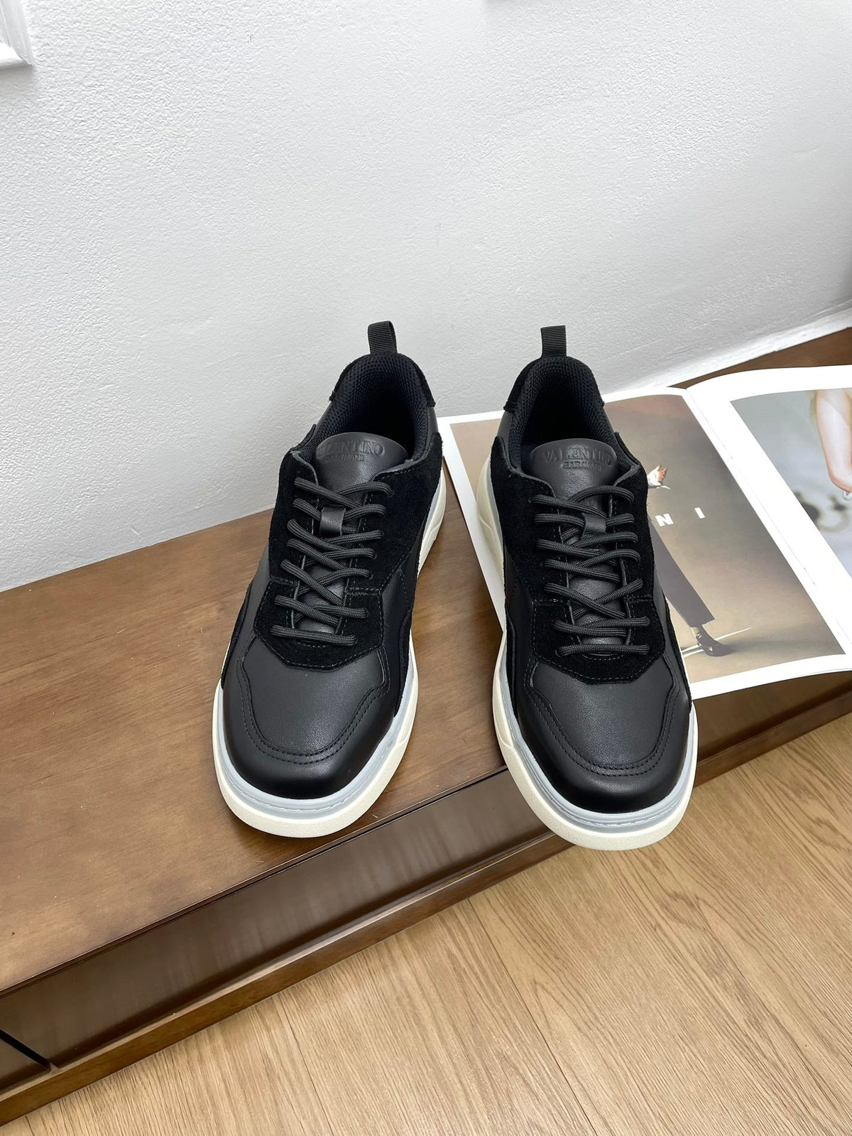 Gumboy Calfskin Sneaker Black 990115