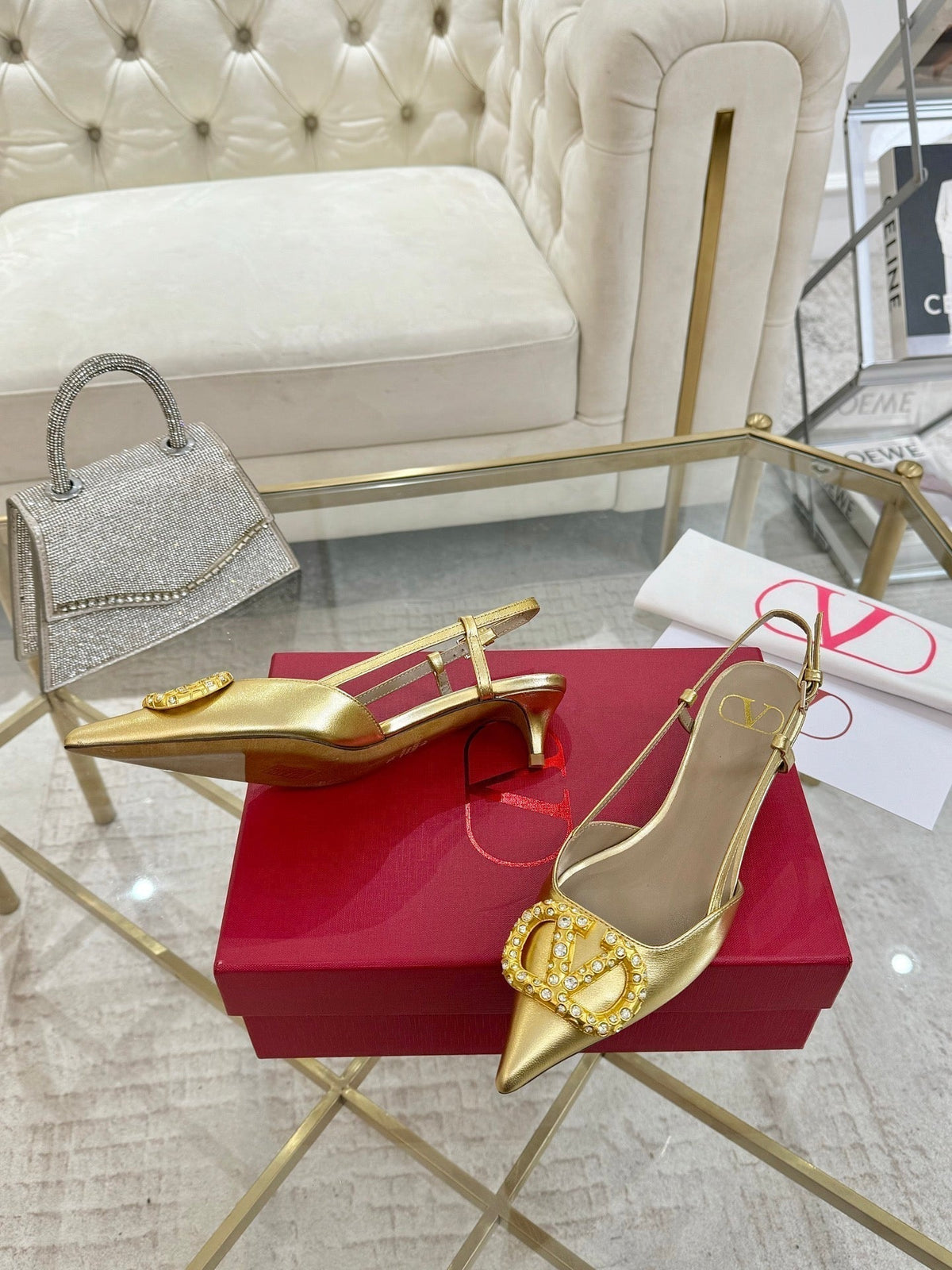 VT Vlogo Signature Gold Slingback Cowhide 342233