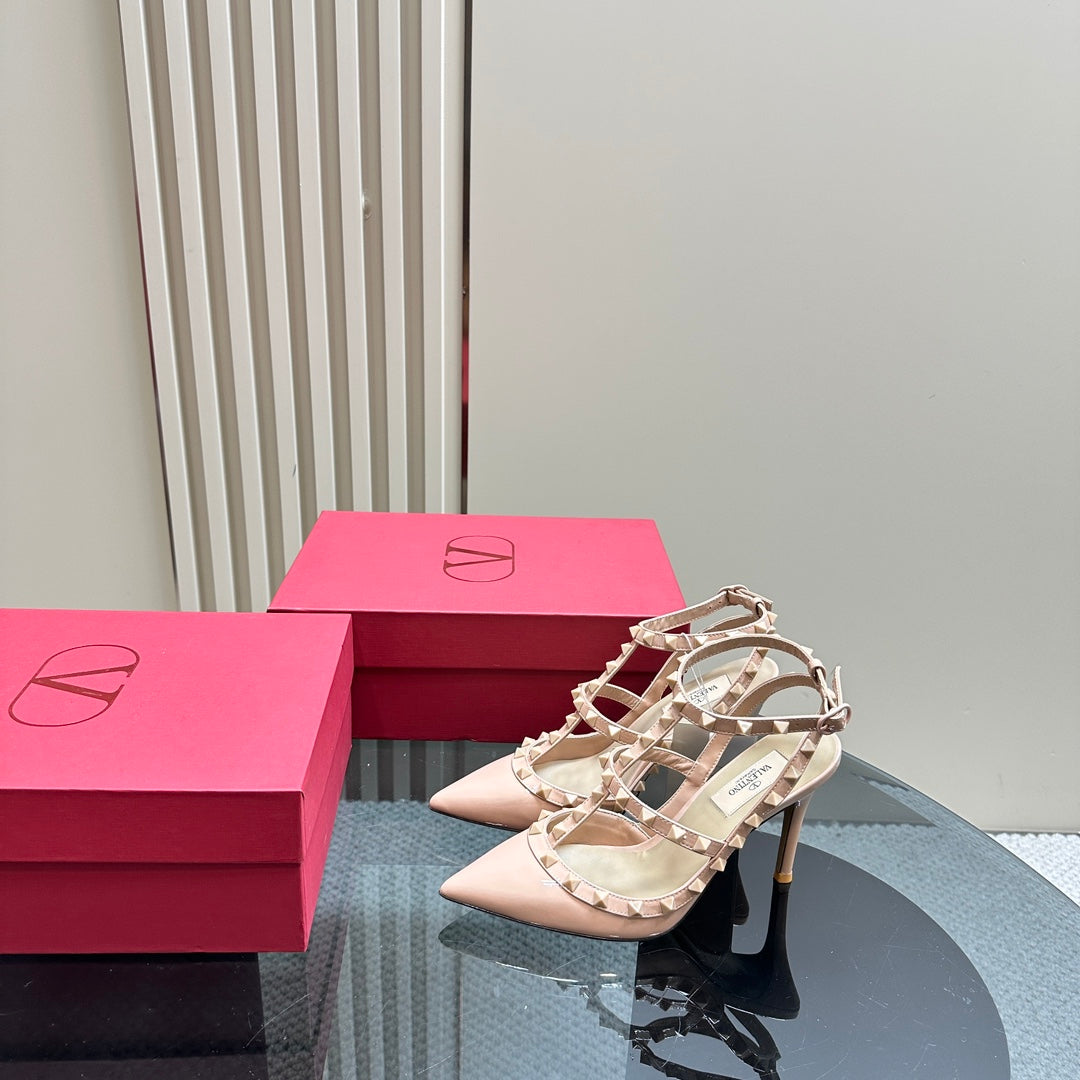Rockstud Slingback 95mm Pink Patent Calfskin