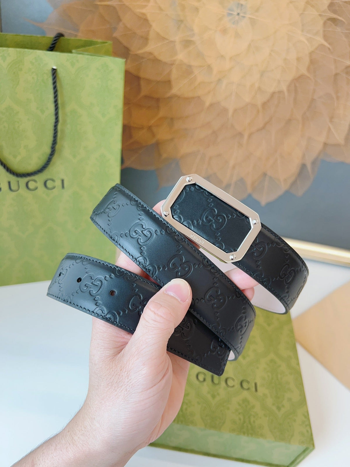 Gucci Signature Belt Sliver Buckle 35mm Black Embossed Leather