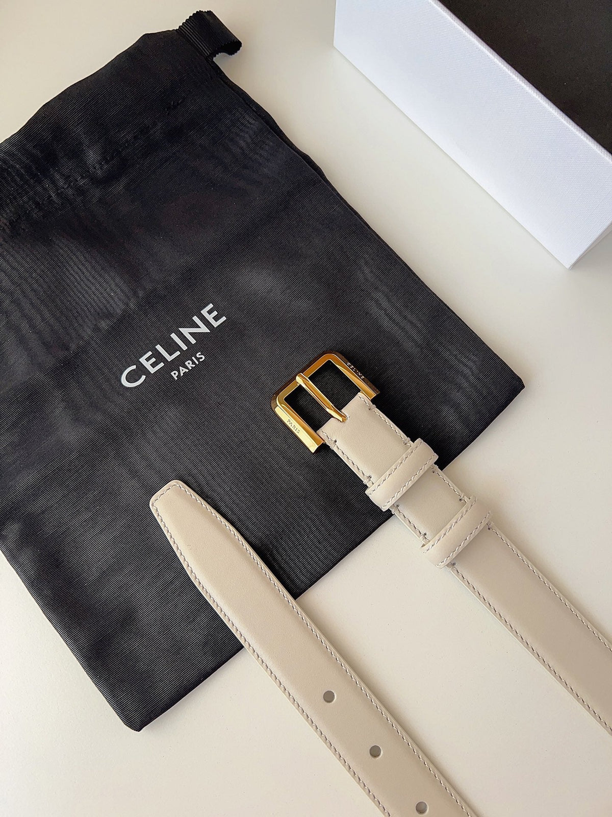 CL Gold 25mm Triomphe Belt White Cowhide 616410
