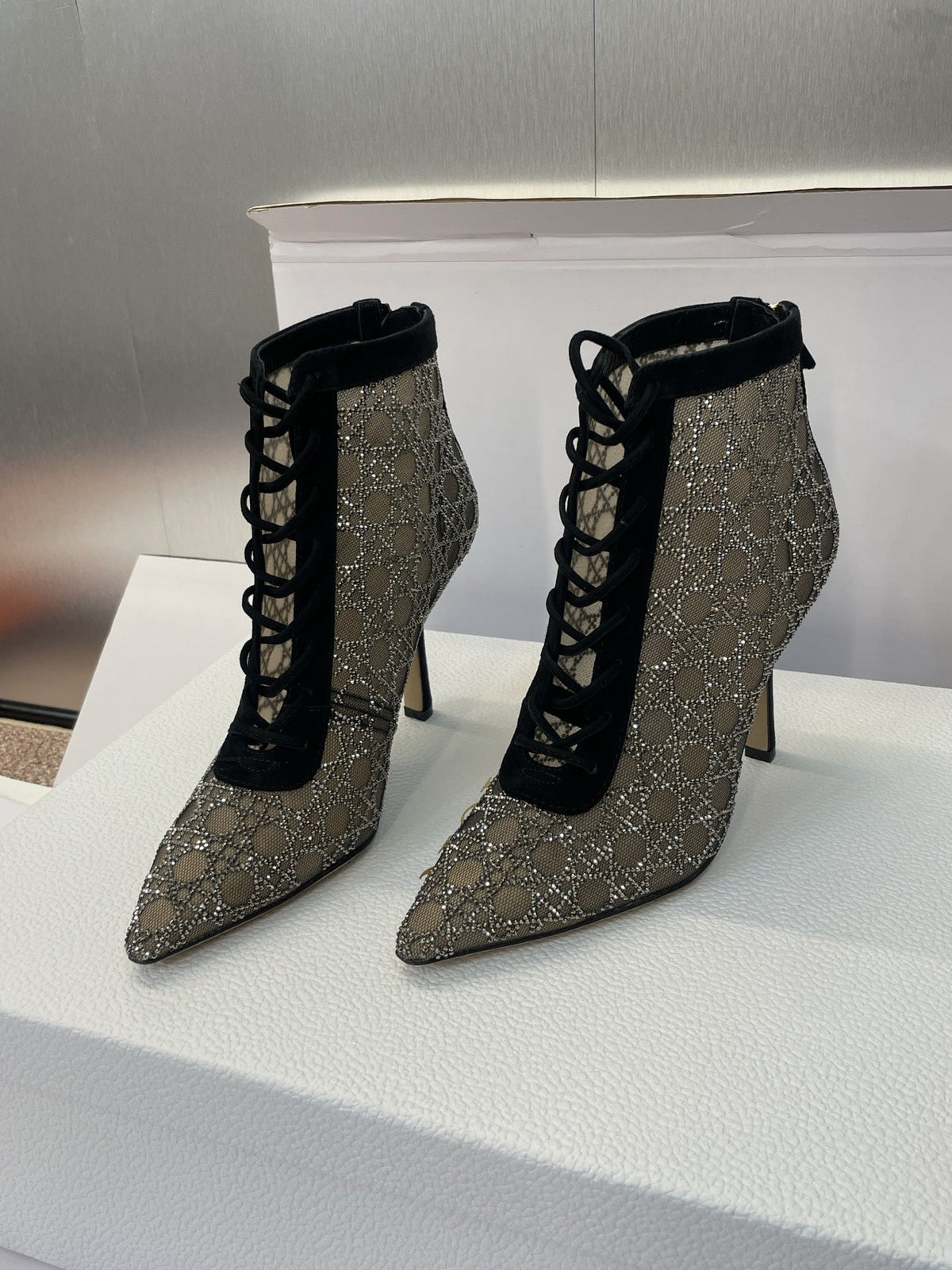 Dior 2025 Capture Heeled Ankle Boot Black Beige Mesh Sheepskin 508531