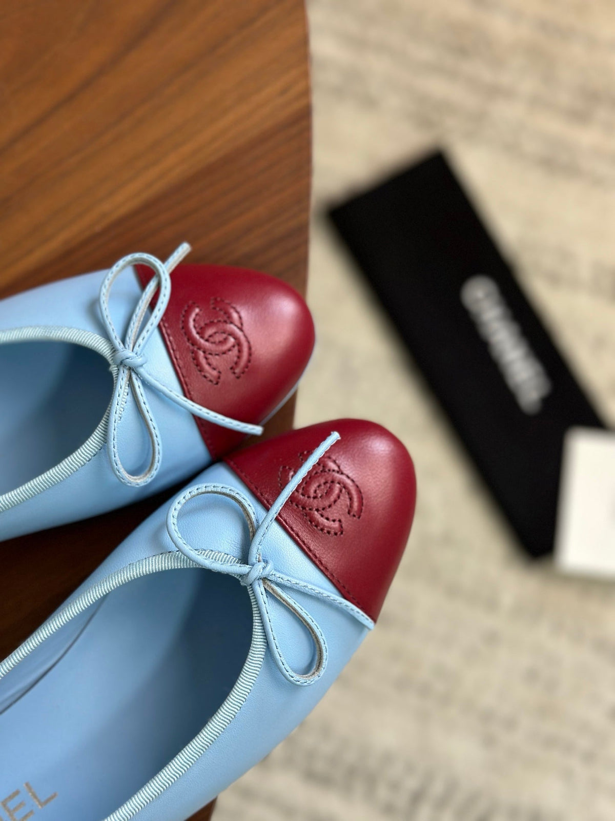 CC 26s Ballet Flat Blue Red Calfskin 938174