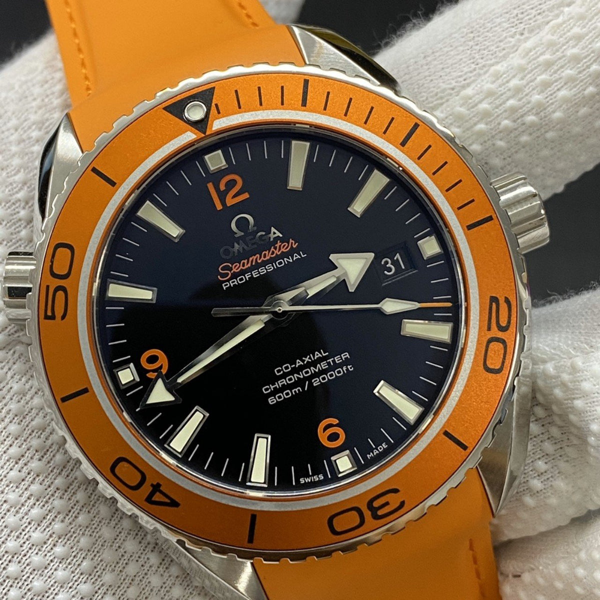 SEAMASTER PLANET OCEAN 600M CO-AXIAL ORANGE BLACK DIAL