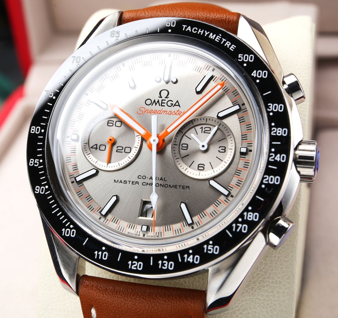 SPEEDMASTER CHRONO 42MM LEATHER