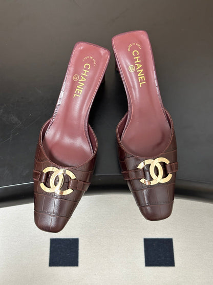 CC 26A Square Toe Mules 6cm Chocolate Patent Embossed Leather 888046
