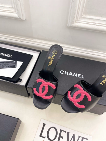 CC Double C Mules 9.5cm Black Pink Leather 891676