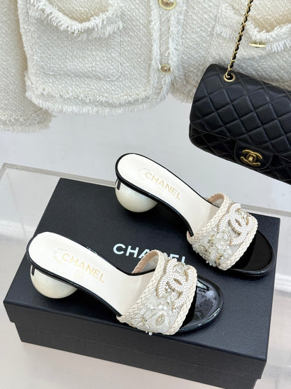 CC Pearl Heel Beaded Embroidered Mules White Lambskin 904679