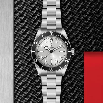 Black Bay 68 43mm - Silver, Black Bezel on Bracelet