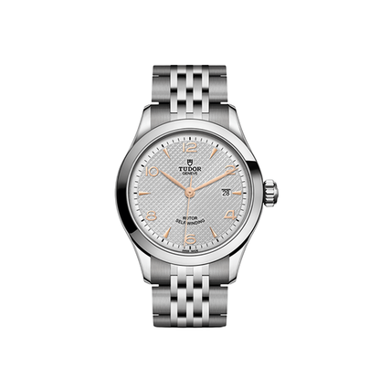 1926 28mm - Silver on Bracelet