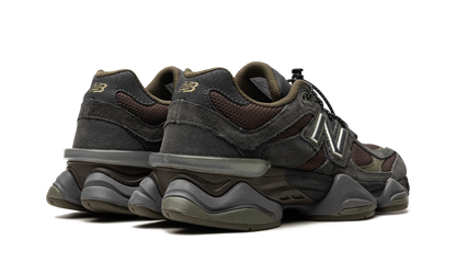 9060 "Blacktop/Dark Moss/Black" U9060PH