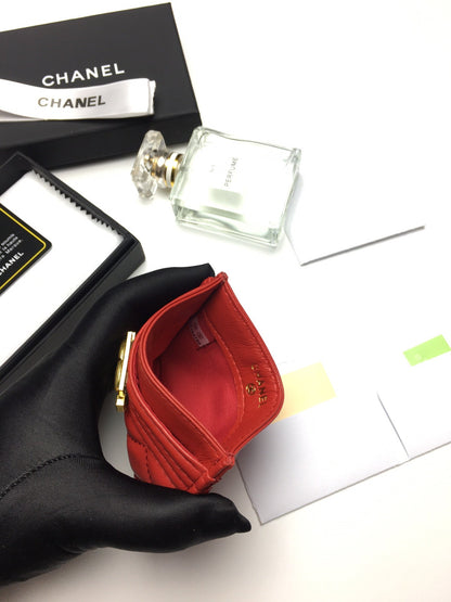 CC BOY CARD HOLDER 11.2 RED CALFSKIN GOLD ICON