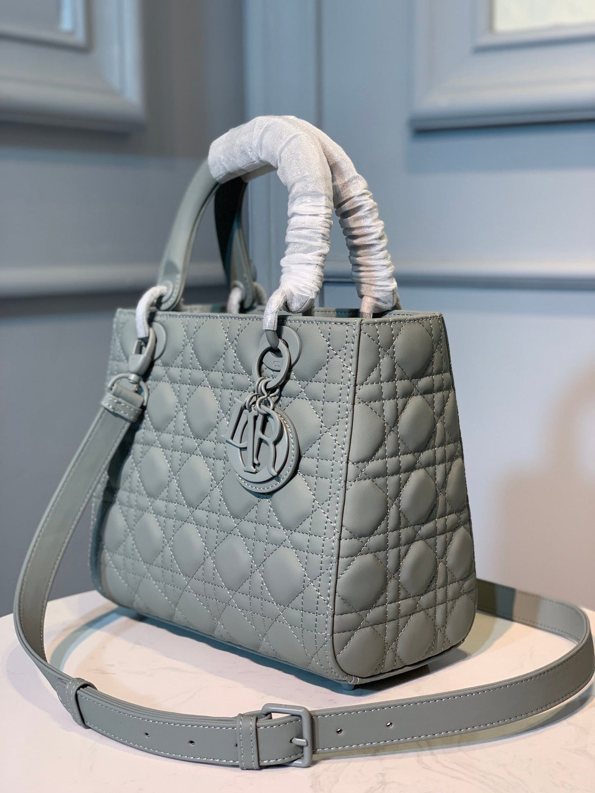 medium lady 24 matte grey calfskin matte grey hardware